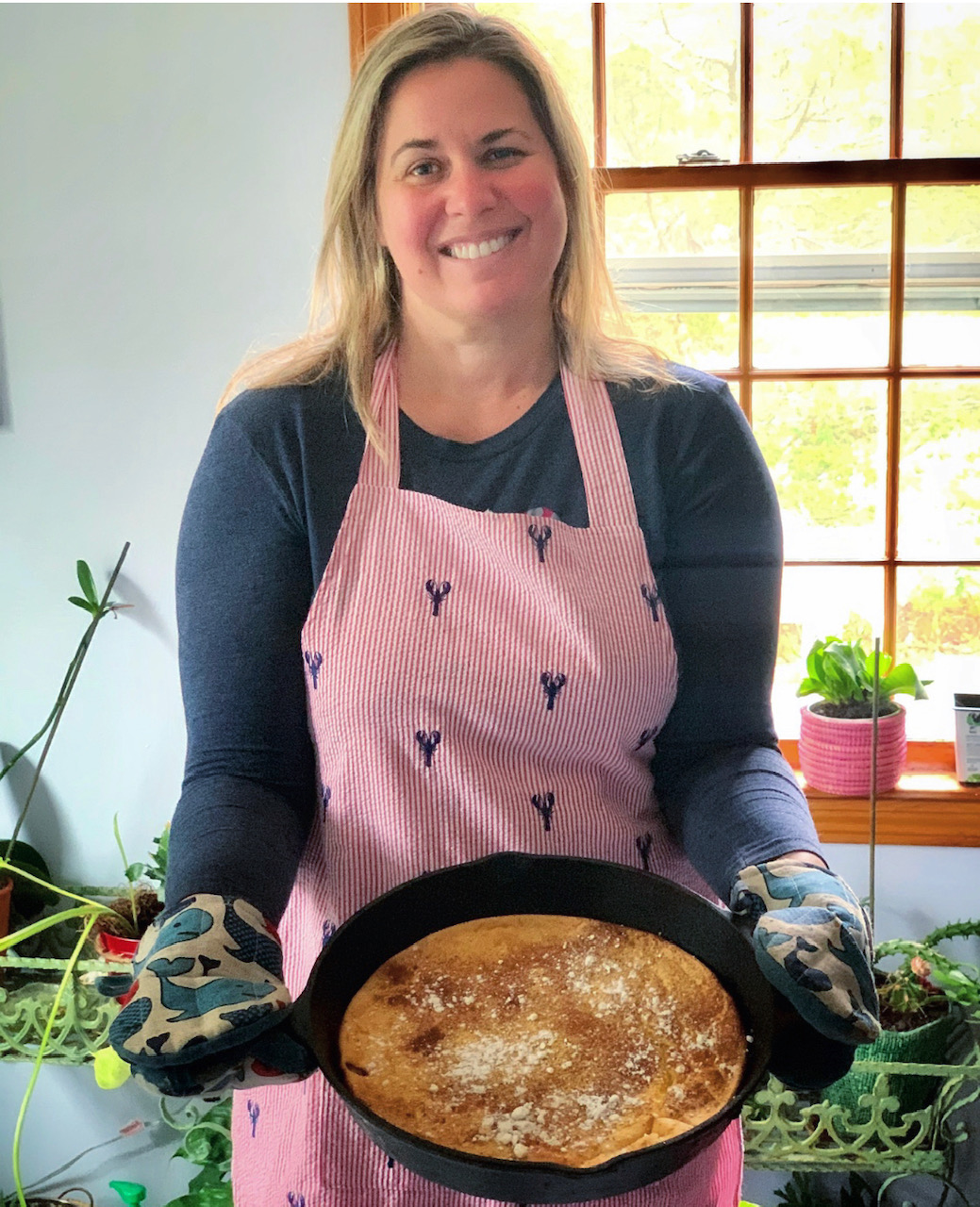 Fall Recipes: Baby Apple Pancake and Pumpkin Cinnamon Roll Bread